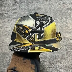 Vintage Atlanta Braves City Hunters Fitted Hat XXL Black Gold Baseball Cap - NEW